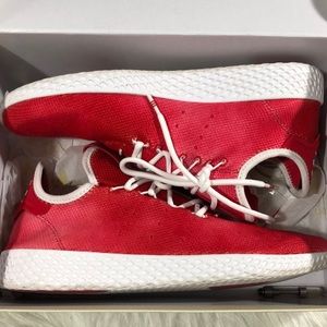 Size 9 Pharrell Human Red Excellent condition